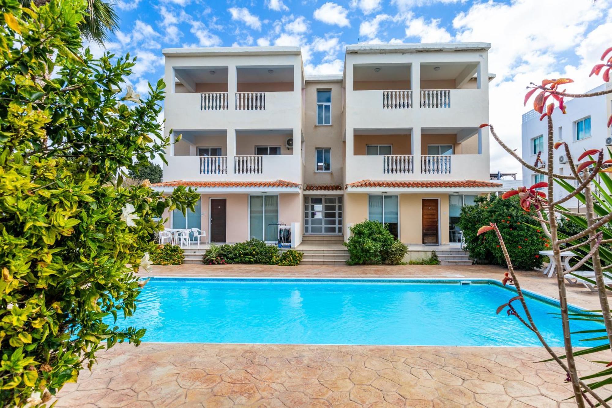 Beautiful 2 Bed Apartment In Paphos Cyprus Buitenkant foto