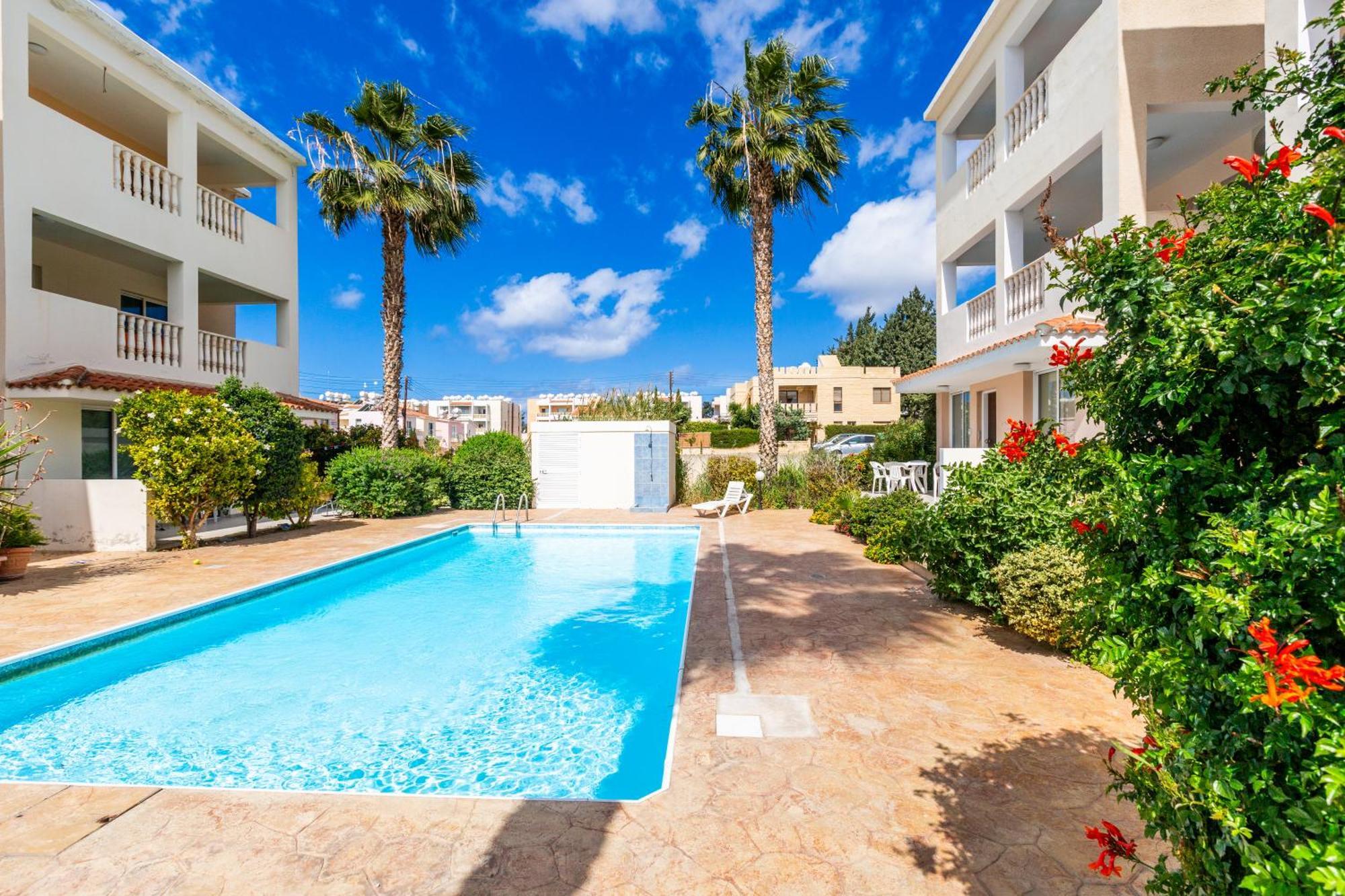 Beautiful 2 Bed Apartment In Paphos Cyprus Buitenkant foto