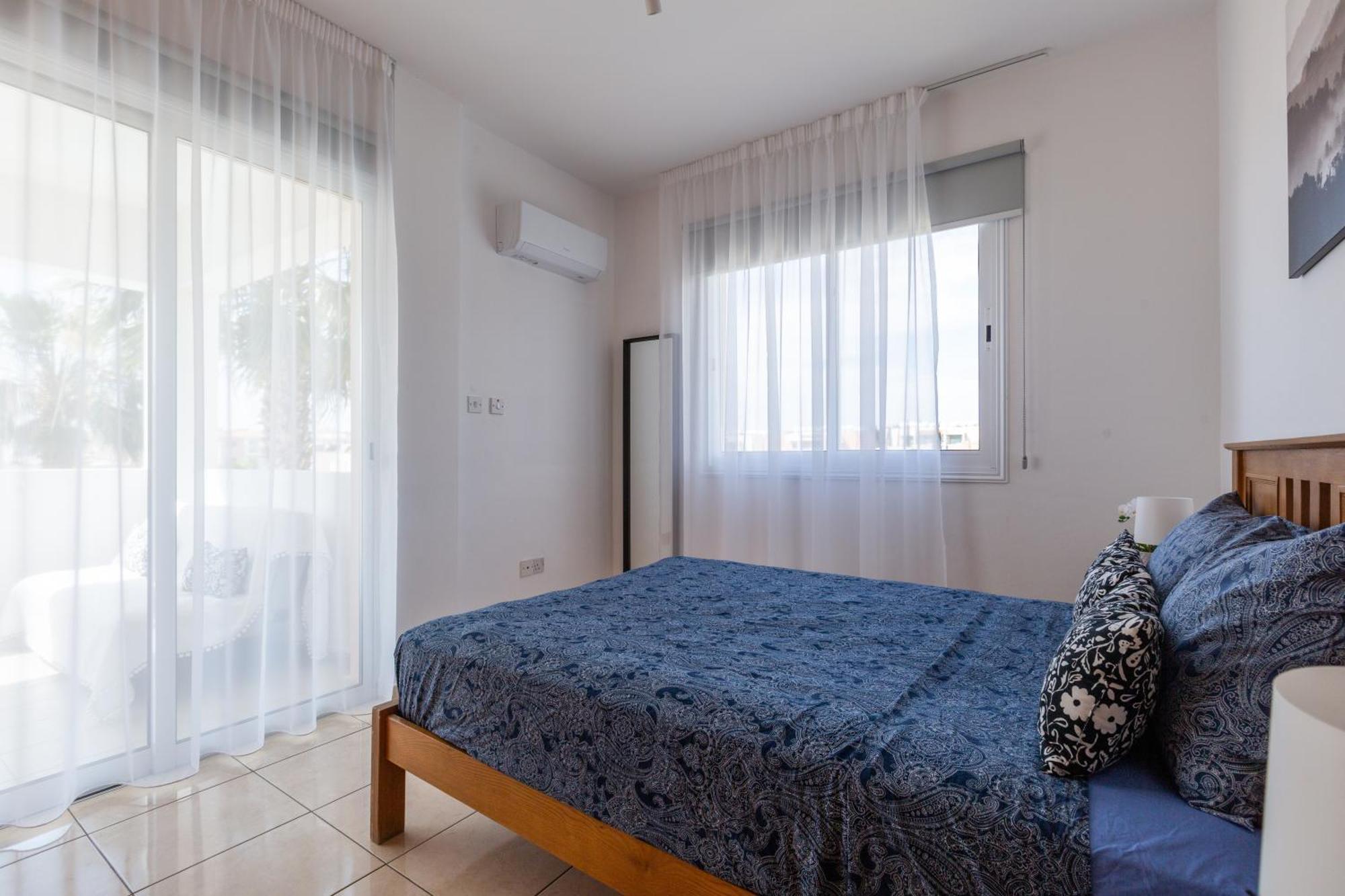 Beautiful 2 Bed Apartment In Paphos Cyprus Buitenkant foto